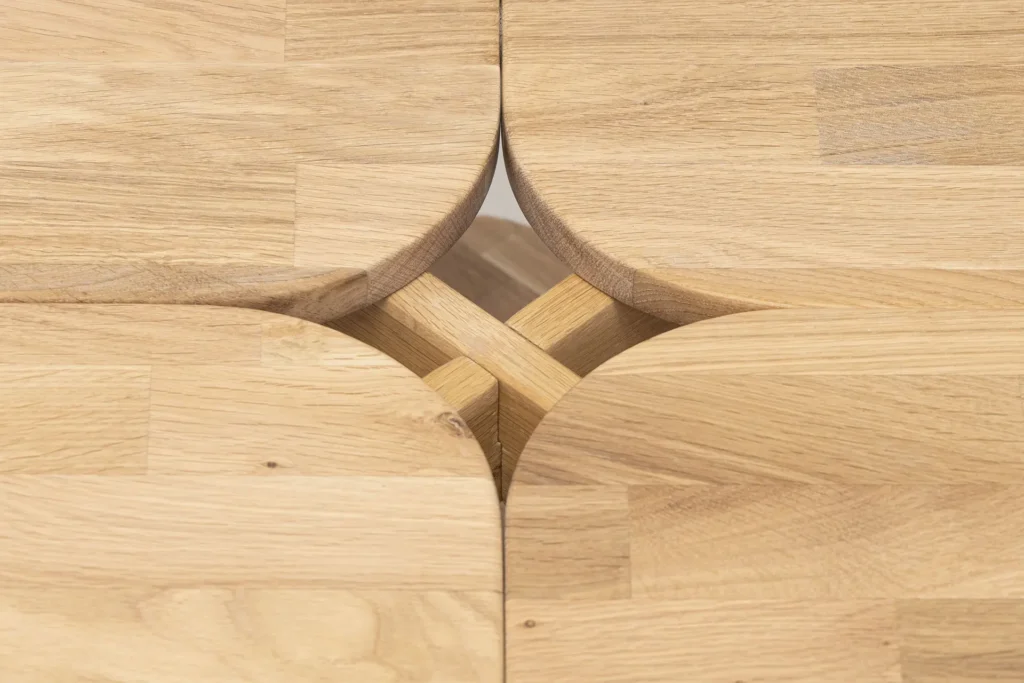 Slajd klub sto nelumbo lutea 04