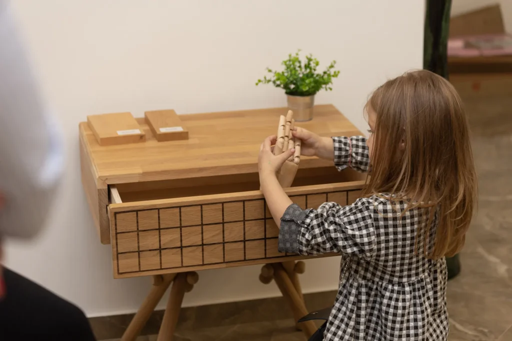 Slajd no name mini stocic 05